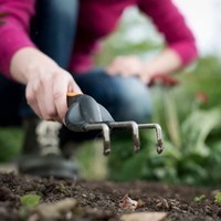 Культиватор Fiskars Premium 30 см 140 г 